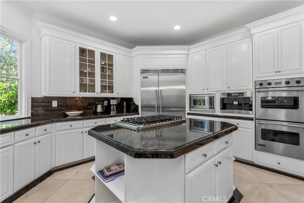 5267 Newcastle - Photo 11