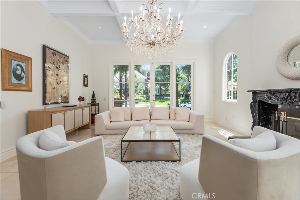 5267 Newcastle - Photo 4