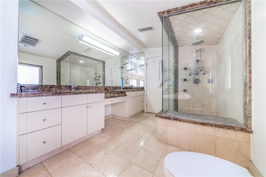 5512 Leghorn - Photo 13