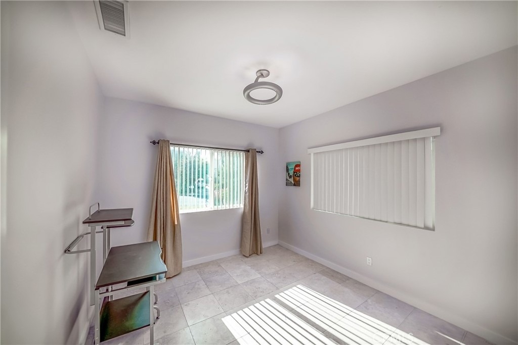 5512 Leghorn - Photo 67