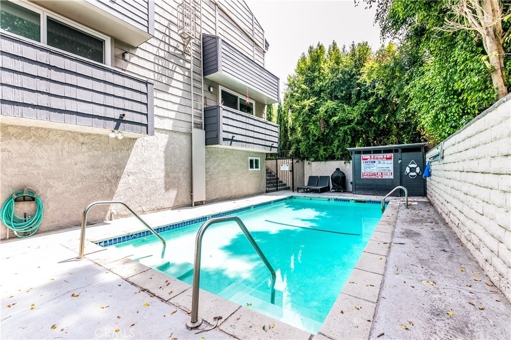 12416 Magnolia Boulevard - Photo 20