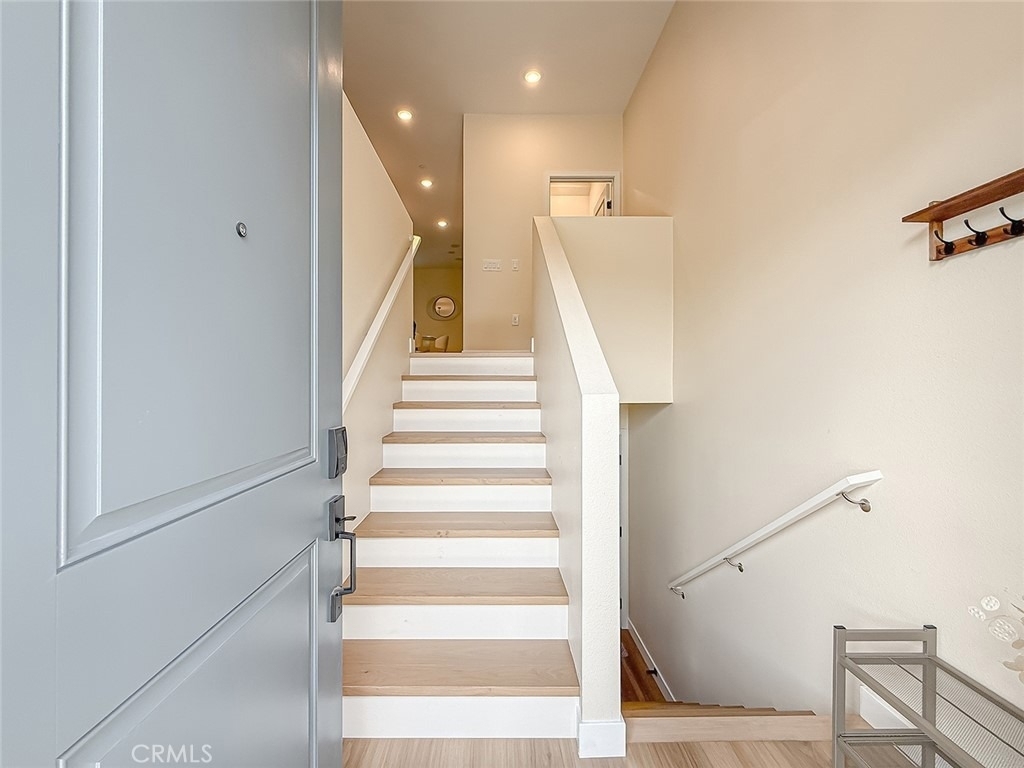 2860 Via Descanso - Photo 2