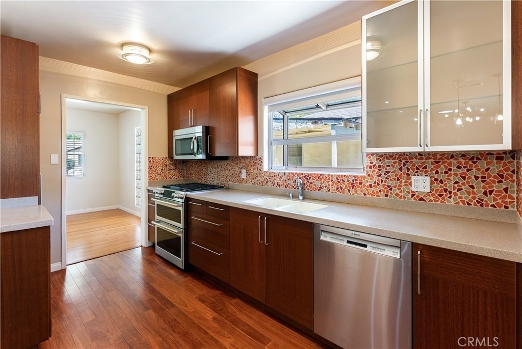 4722 Ventura Canyon - Photo 11