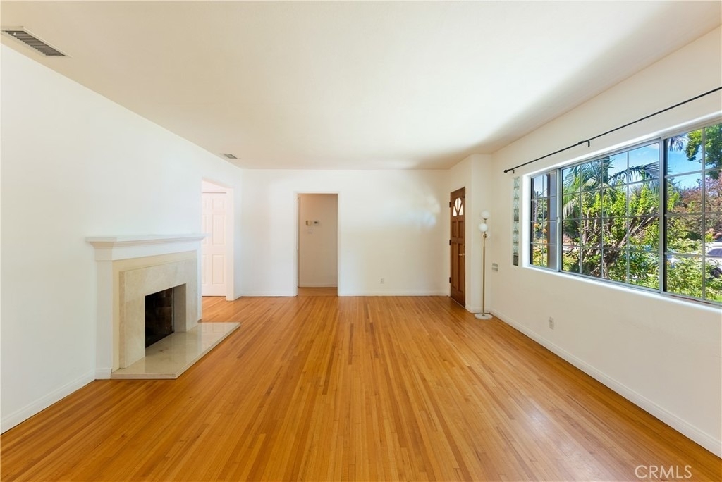 4722 Ventura Canyon - Photo 5