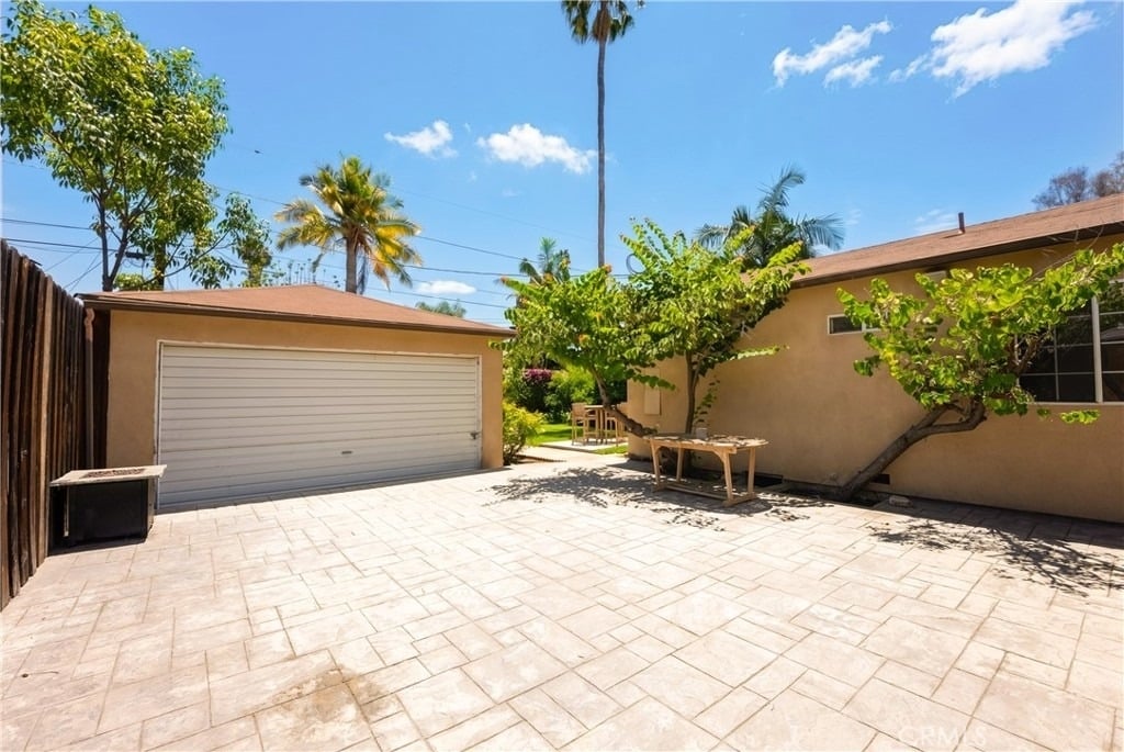 4722 Ventura Canyon - Photo 33