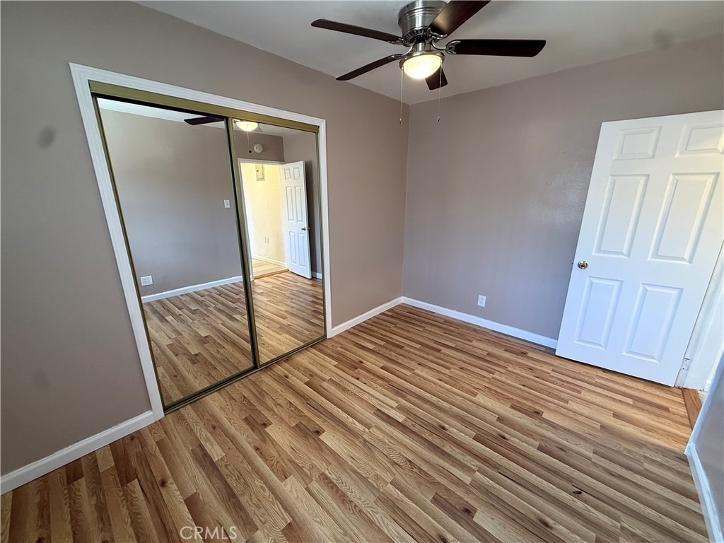 12924 Prairie Avenue - Photo 11