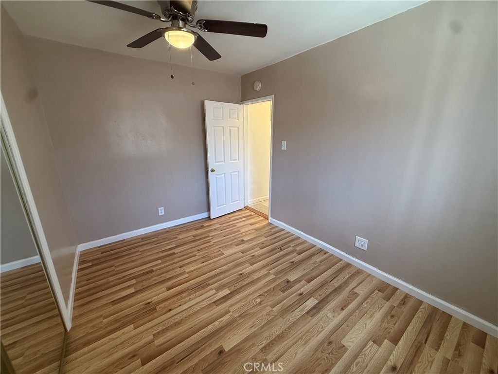 12924 Prairie Avenue - Photo 12