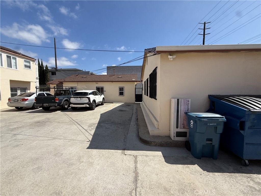 12924 Prairie Avenue - Photo 15