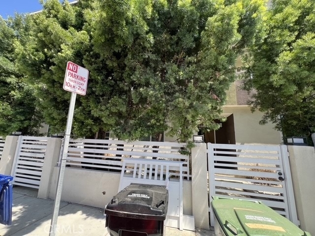 3855 139th Street - Photo 0