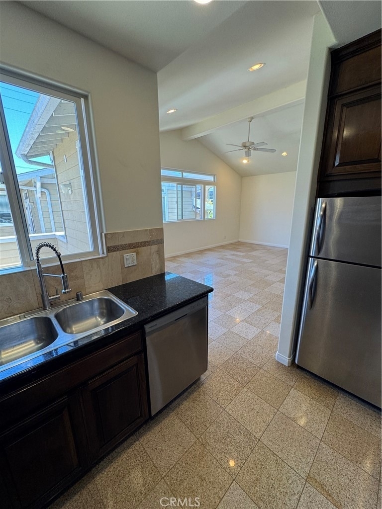 942 Sartori Avenue - Photo 9