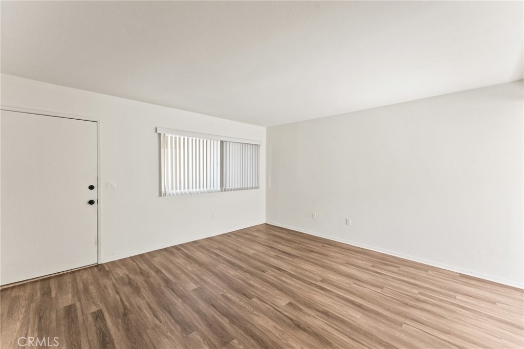 17972 Baron Circle - Photo 8