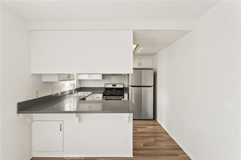 17972 Baron Circle - Photo 11