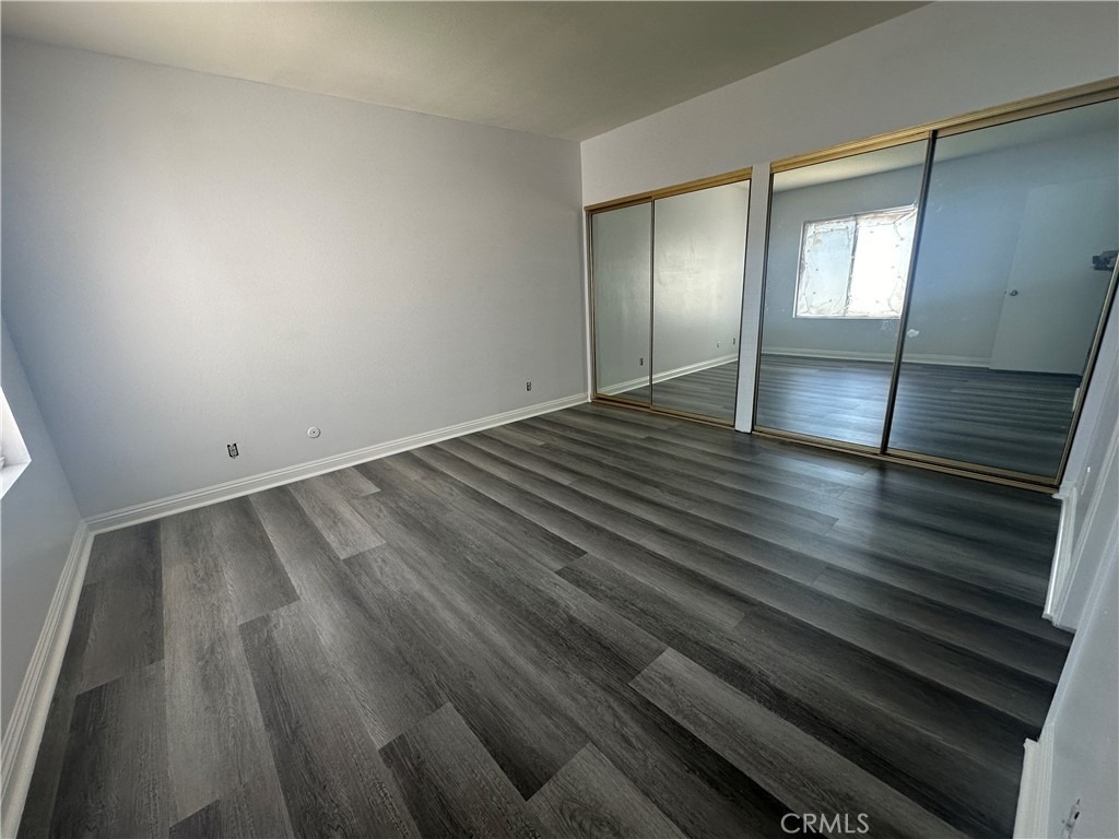1735 E Washington - Photo 5