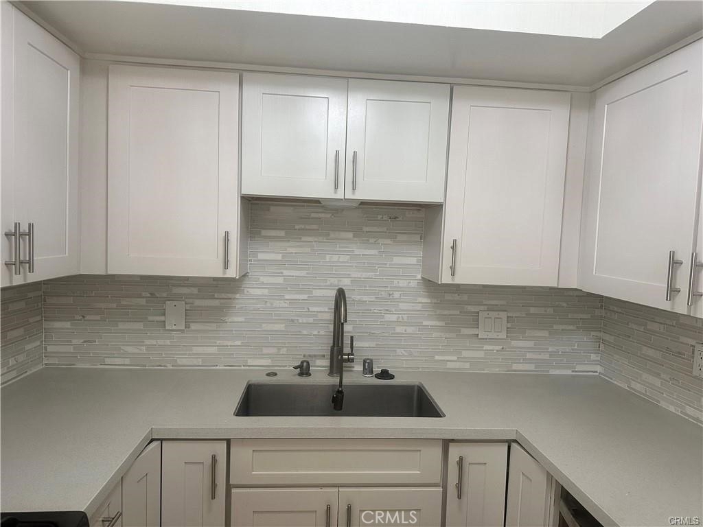 380 W Wilson - Photo 6