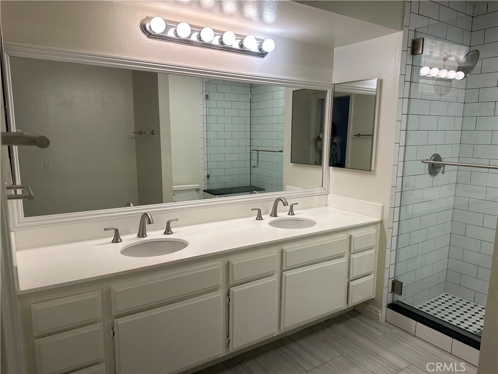 380 W Wilson - Photo 15