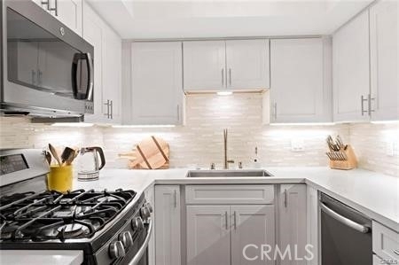380 W Wilson - Photo 8