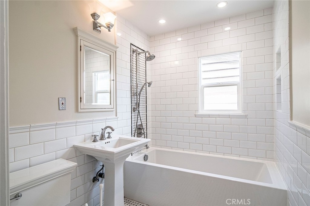 348 W Spazier Avenue - Photo 13