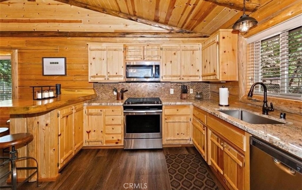 1793 Columbine Drive - Photo 9