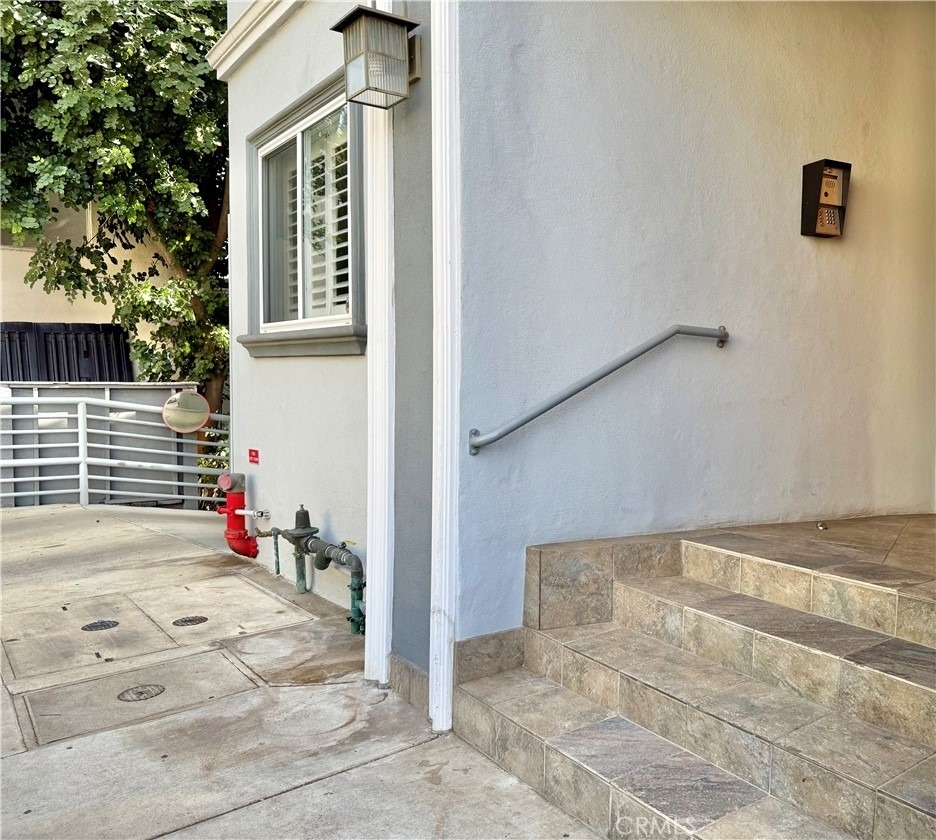 11989 Laurelwood Drive - Photo 5