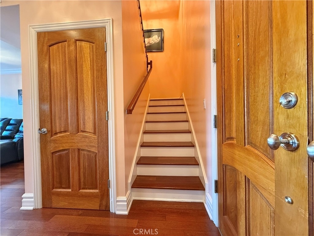 11989 Laurelwood Drive - Photo 9