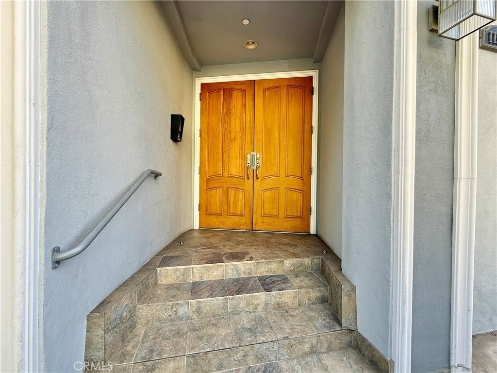 11989 Laurelwood Drive - Photo 0