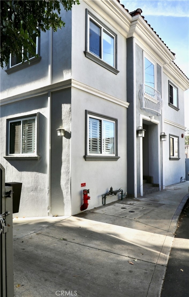 11989 Laurelwood Drive - Photo 1