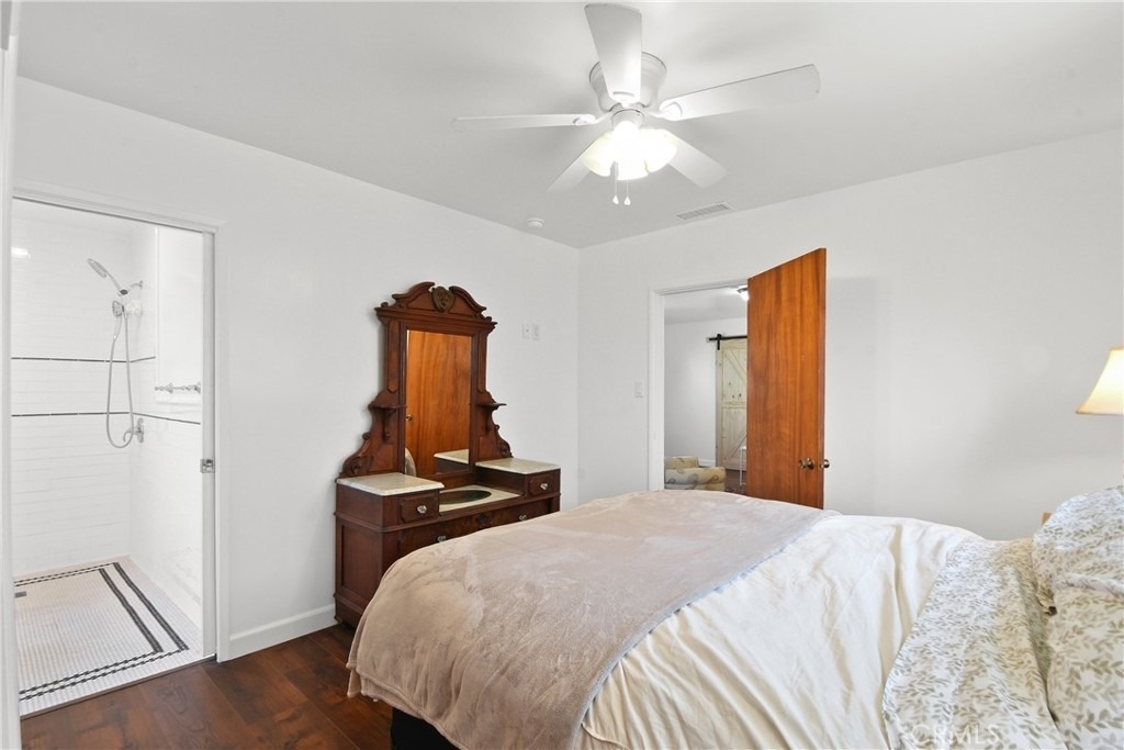 642 W Terrylynn Place - Photo 9