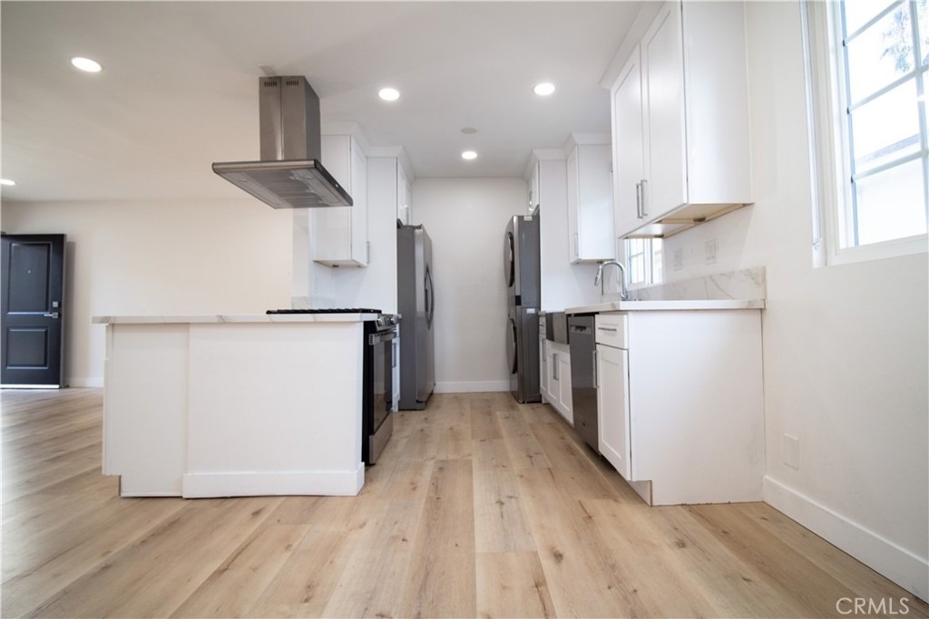 835 S Sherbourne - Photo 2