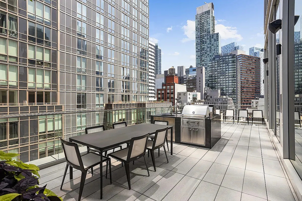 42nd Road & 23rd Street, Long Island City - Photo 7
