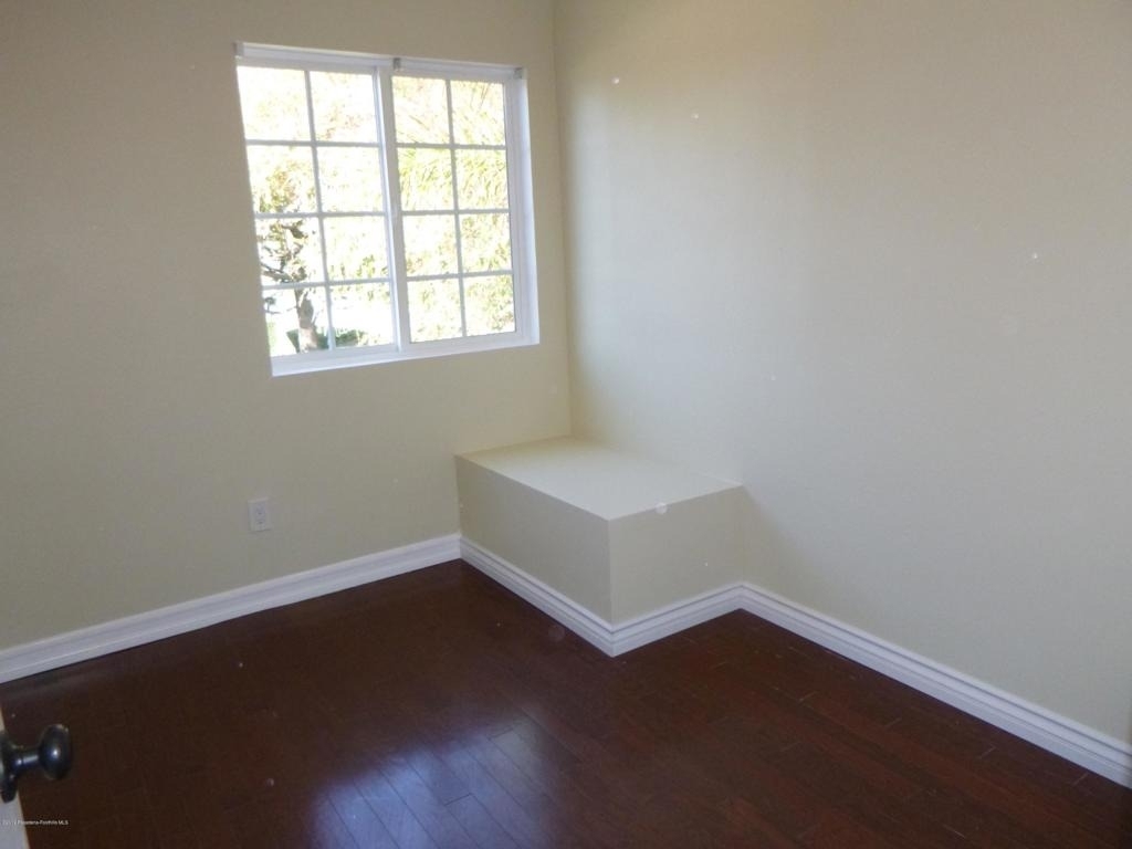 770 W Altadena Drive - Photo 18