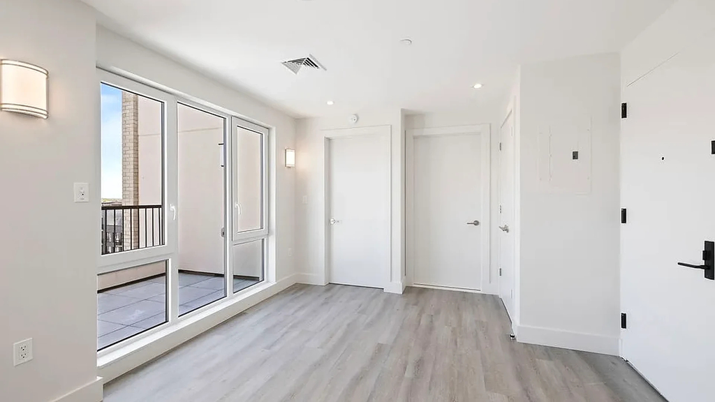 2605 Snyder Ave 11226 - Photo 2