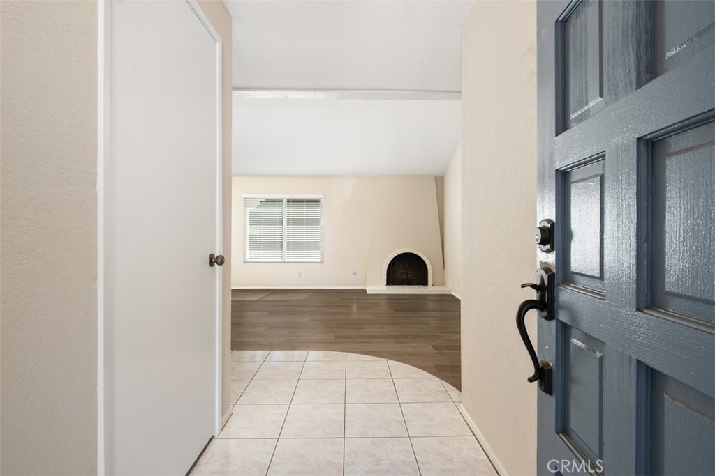 4068 Jeffrey - Photo 2