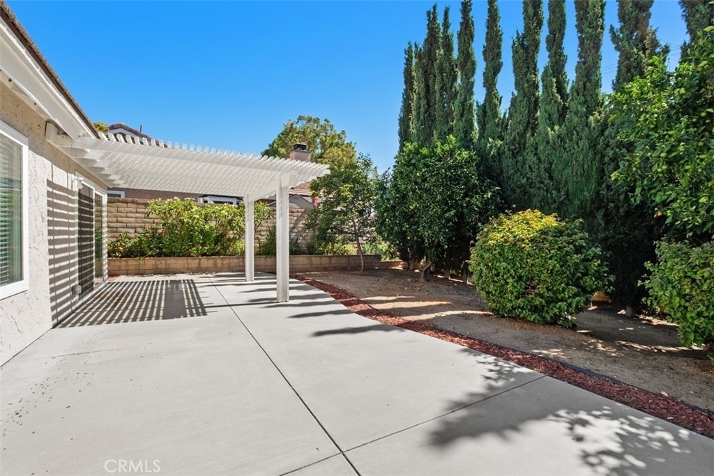 4068 Jeffrey - Photo 12