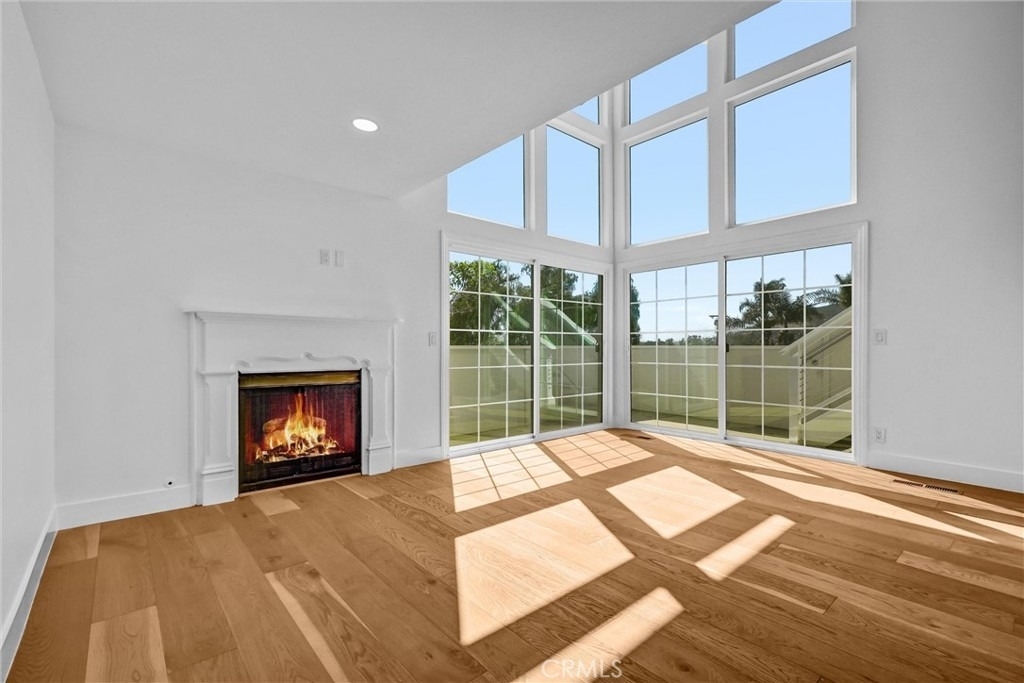 575 Through - Photo 5