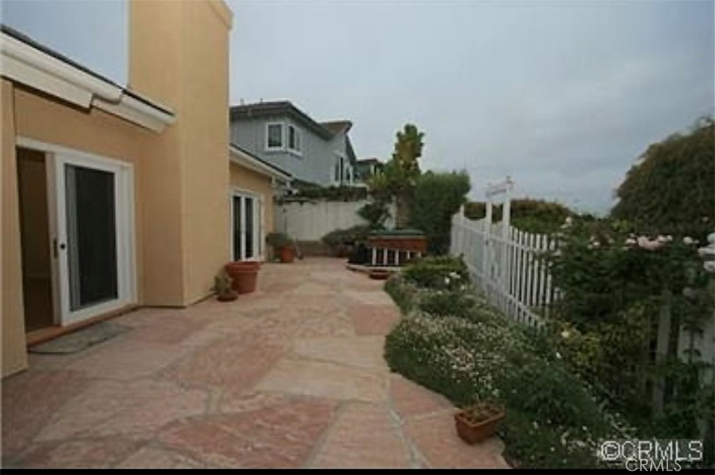 23942 Dory - Photo 1