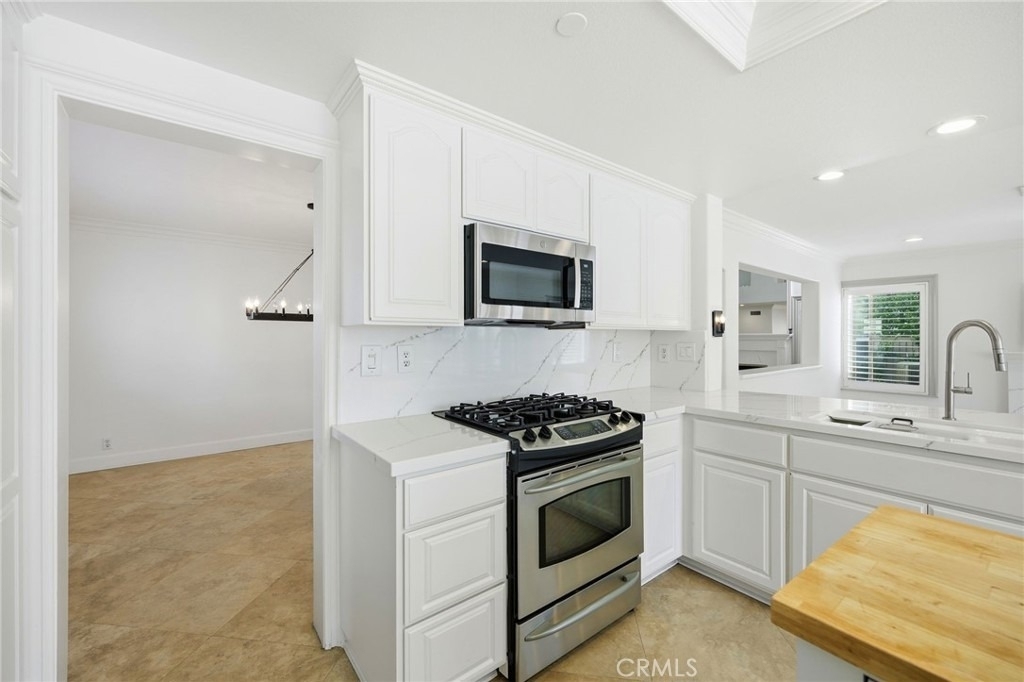 733 Avenida Azor - Photo 18