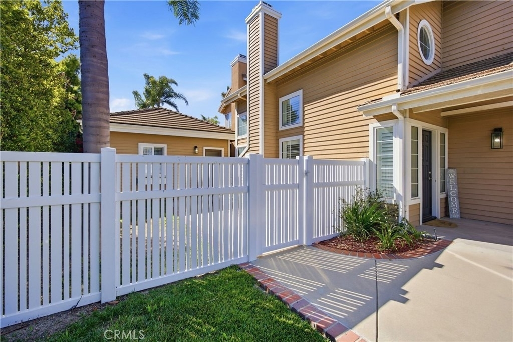 733 Avenida Azor - Photo 4
