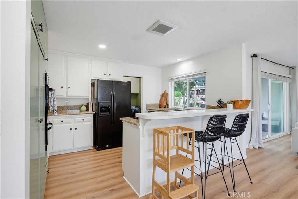 1537 Yellowstone - Photo 7