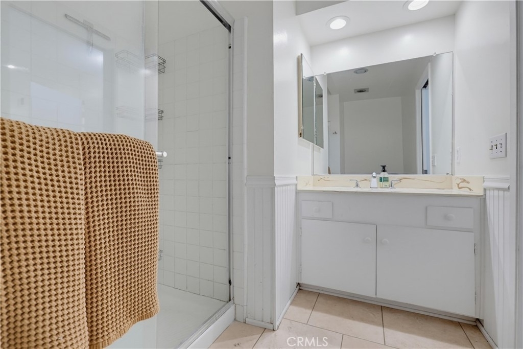 1537 Yellowstone - Photo 22