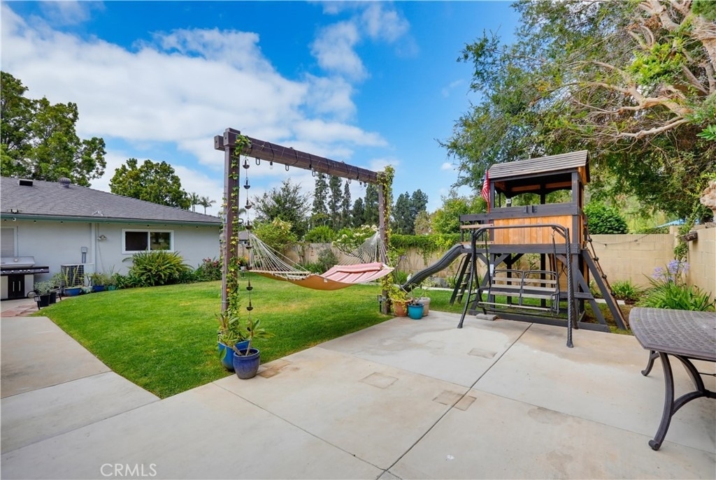 1537 Yellowstone - Photo 30
