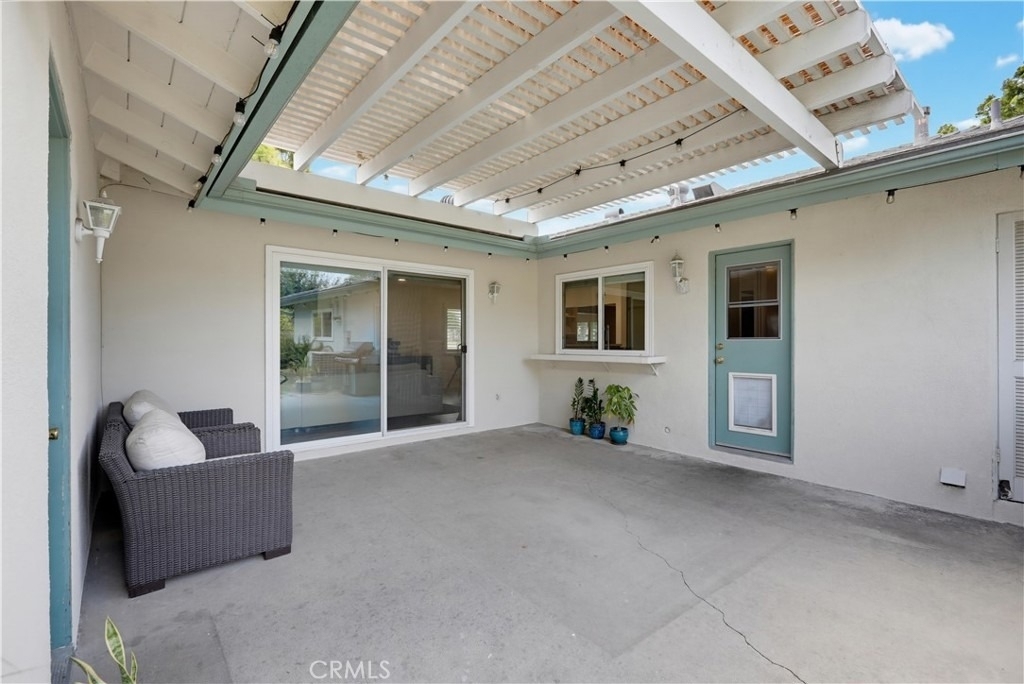 1537 Yellowstone - Photo 24