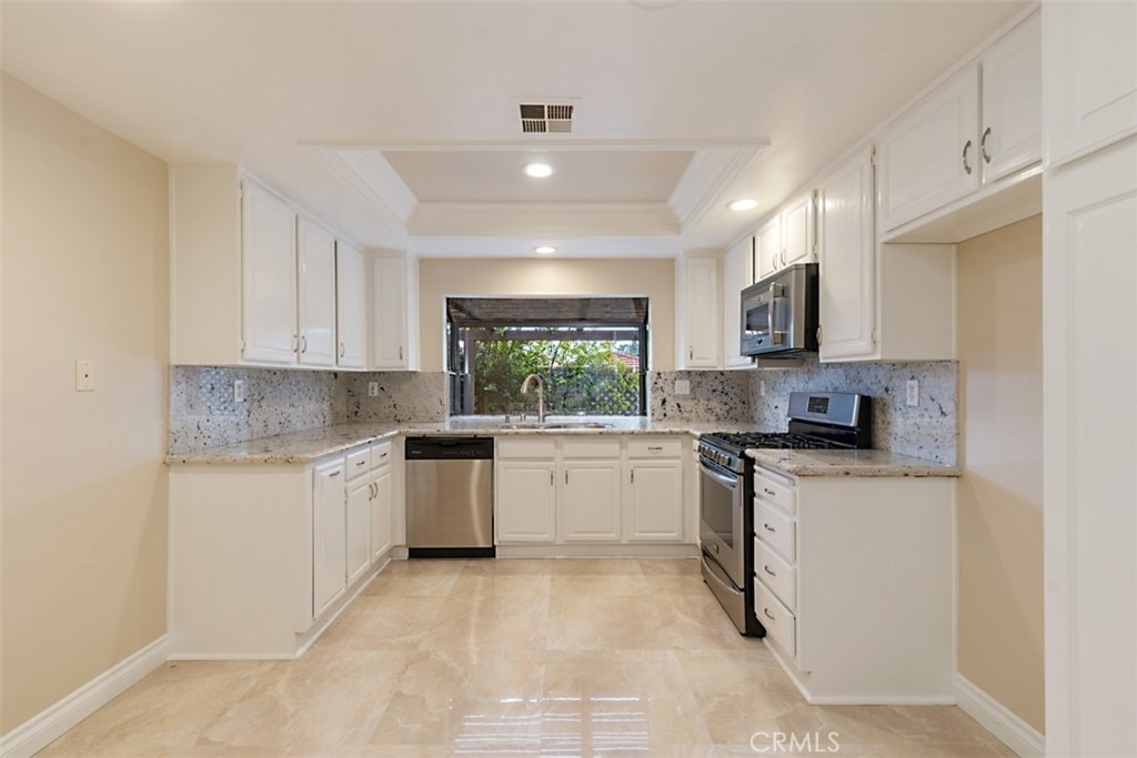 25666 Seaside Drive - Photo 4