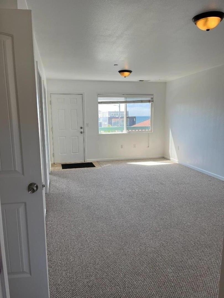2286 Palmetto Avenue - Photo 6