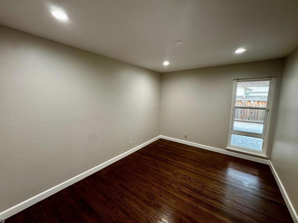 1405 Antonio Lane - Photo 6