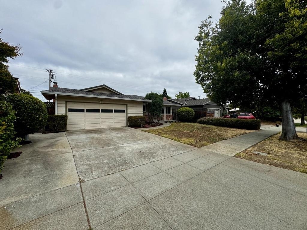 1405 Antonio Lane - Photo 1