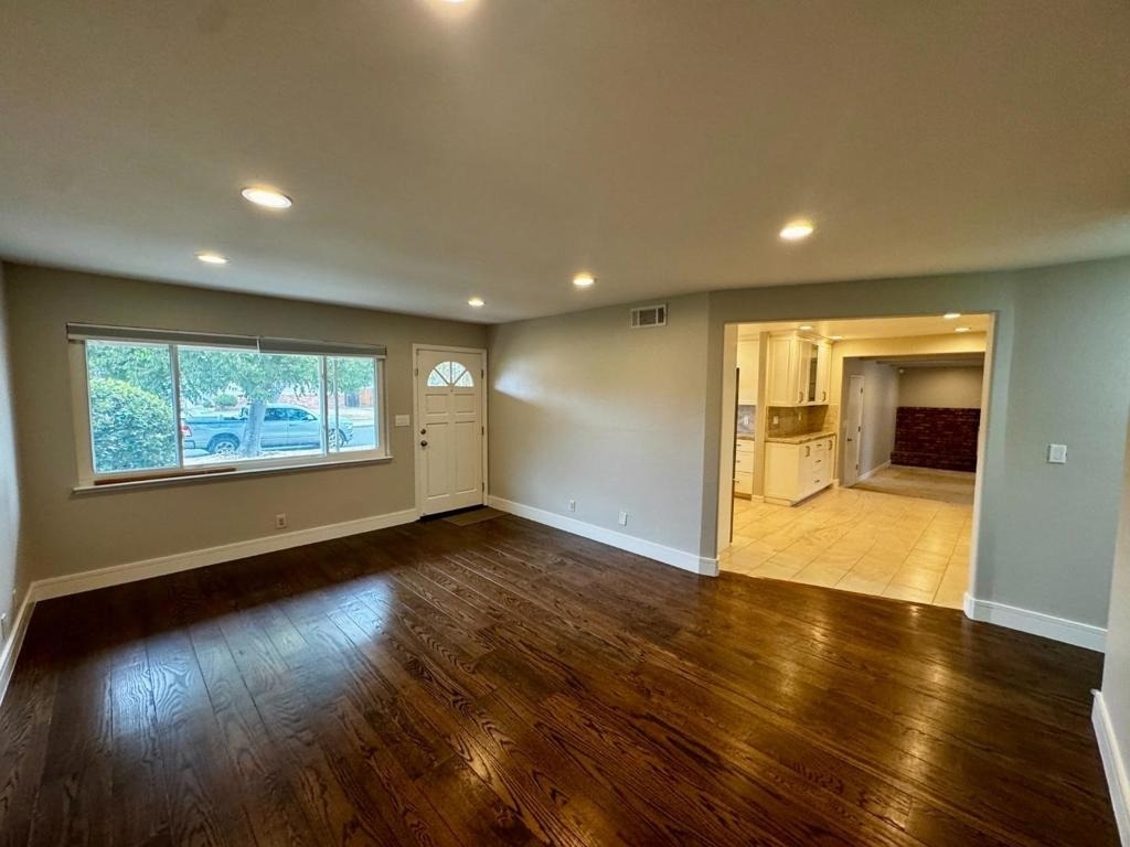 1405 Antonio Lane - Photo 3