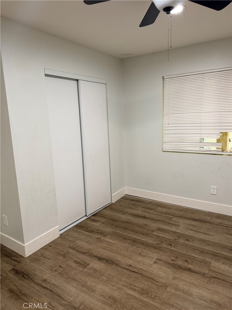 1554 W 7th St - Photo 11