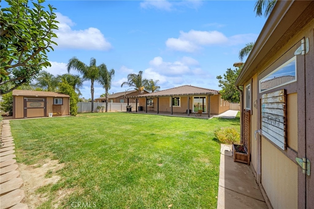 1420 Yarrow - Photo 39