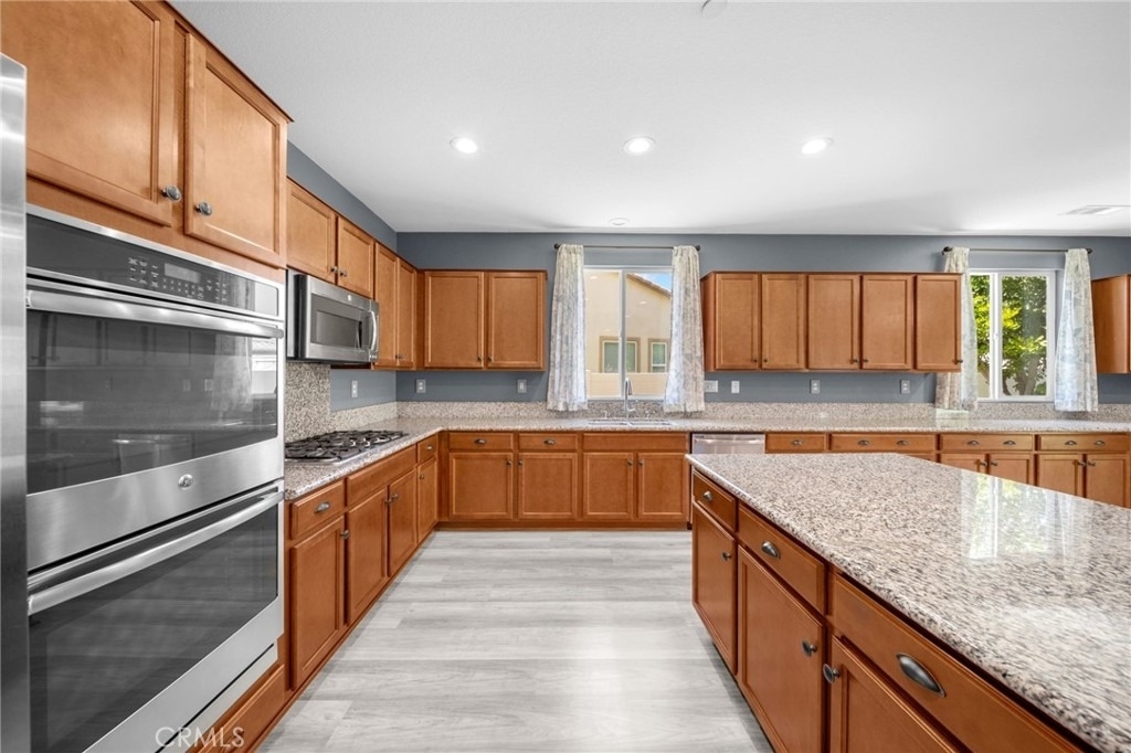 1420 Yarrow - Photo 6