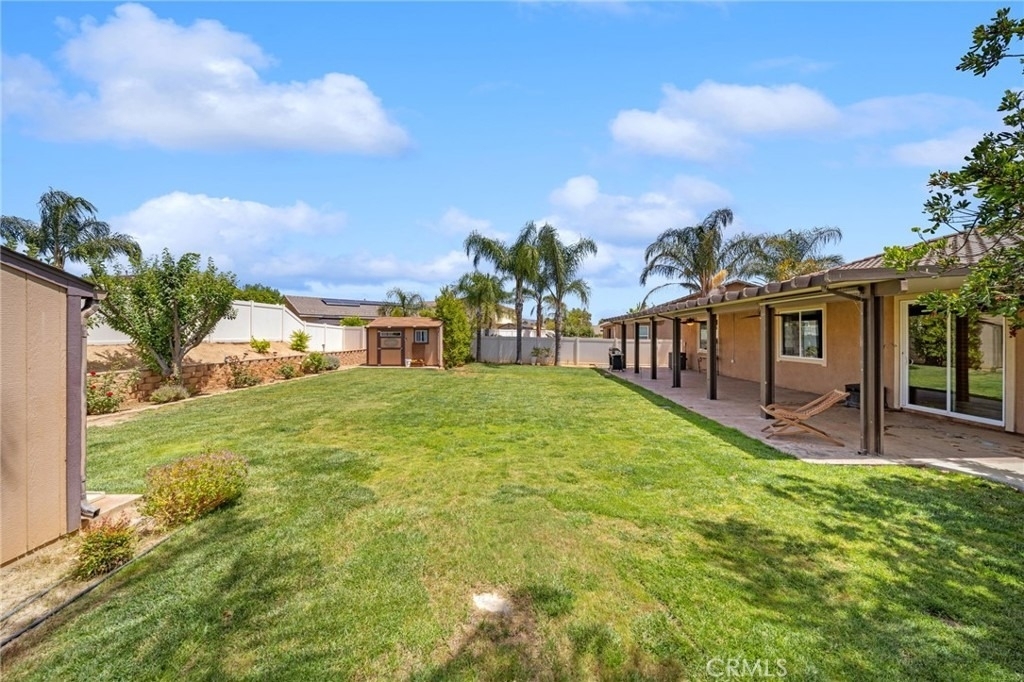 1420 Yarrow - Photo 35